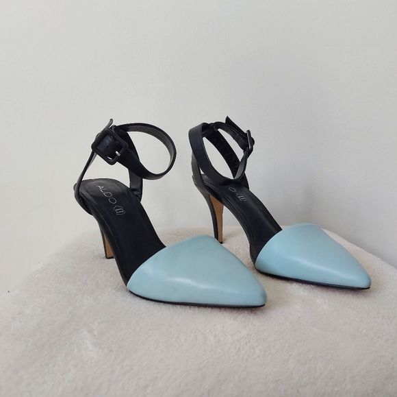 ALDO Turquoise and black leather ankle strap shoes, size 9.